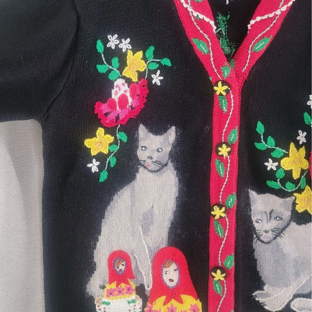 Storybook Knits Sweater Embroidered Cat Russian Nesting Doll Cardigan Size Small - Picture 3 of 11
